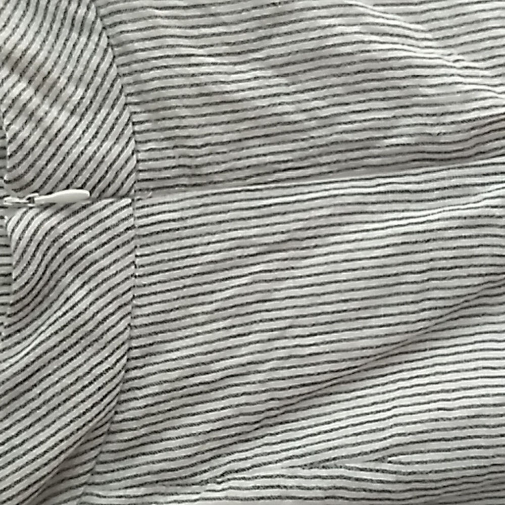 Skirt🤍🤍💃 - Picture 3 of 6